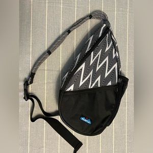 Kavu Paxton Pack - Black & White - NWOT